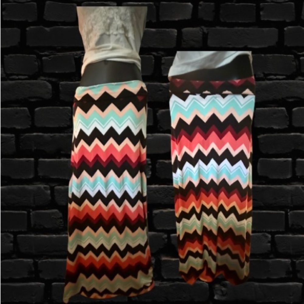 Chevron Patterned Maxi Skirt